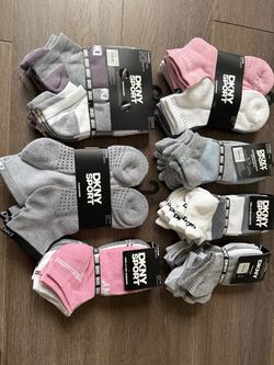 DKNY Sport socks