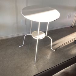 SIDE TABLE