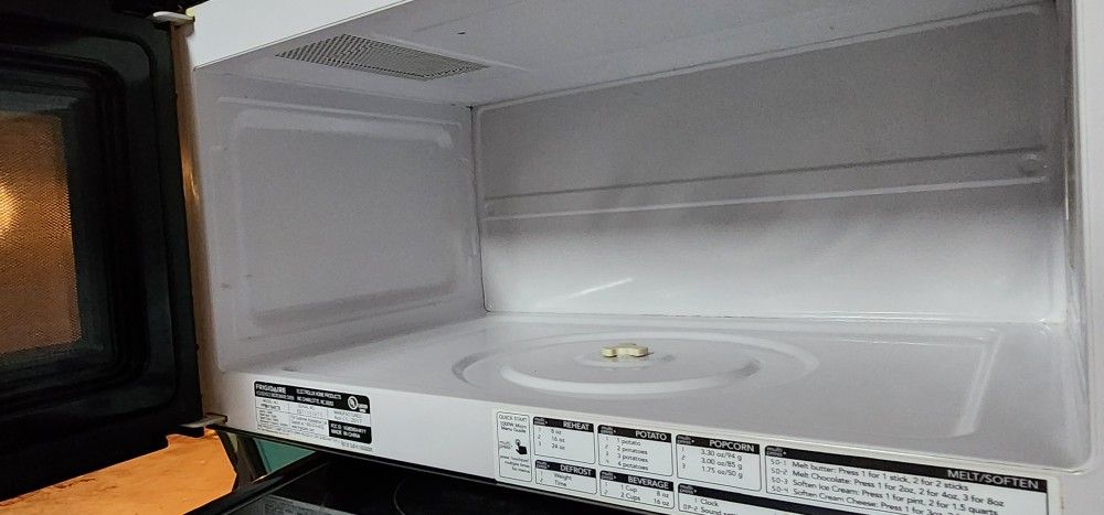 Microwave Frigidaire 
