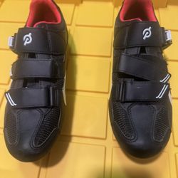 Pelotón Cycling Shoes 