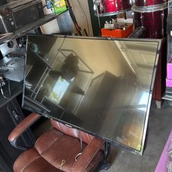 40 “ Lcd Flat Panel Tv Works Great