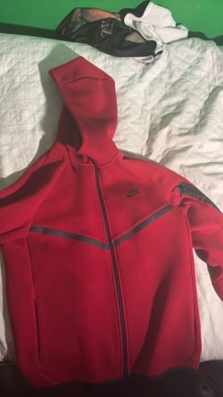 Red Nike tech