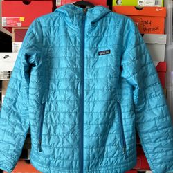 Patagonia Women’s Nano Puff Hoody