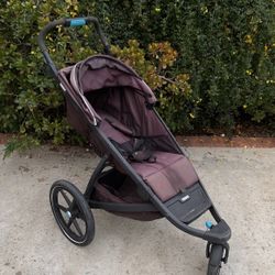Thule Single Jogger Stroller Black In Good Condition 