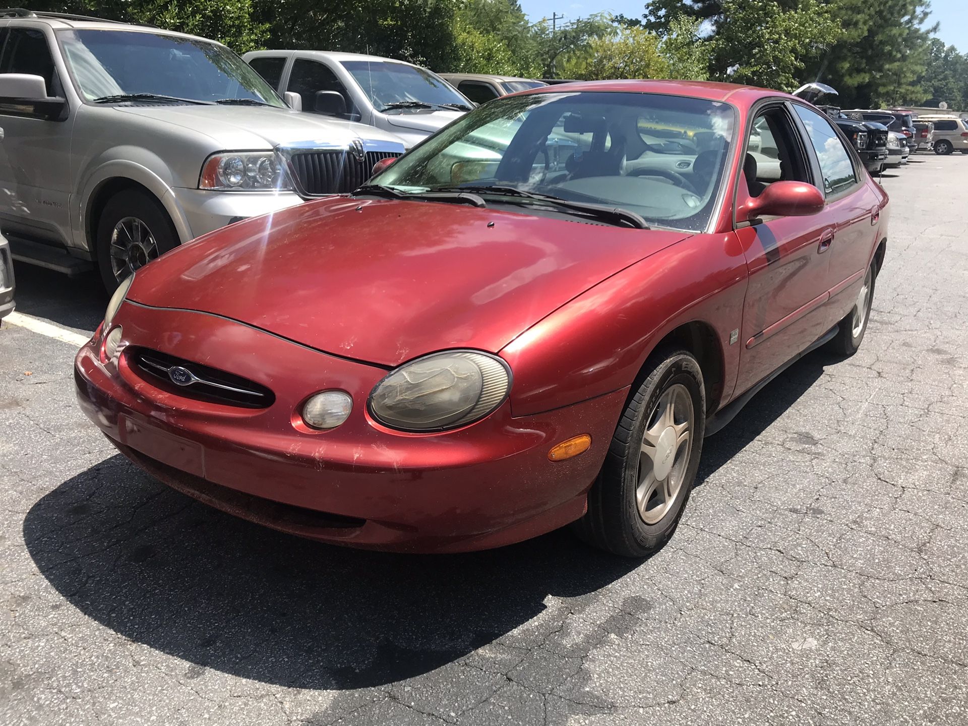 1999 Ford Taurus