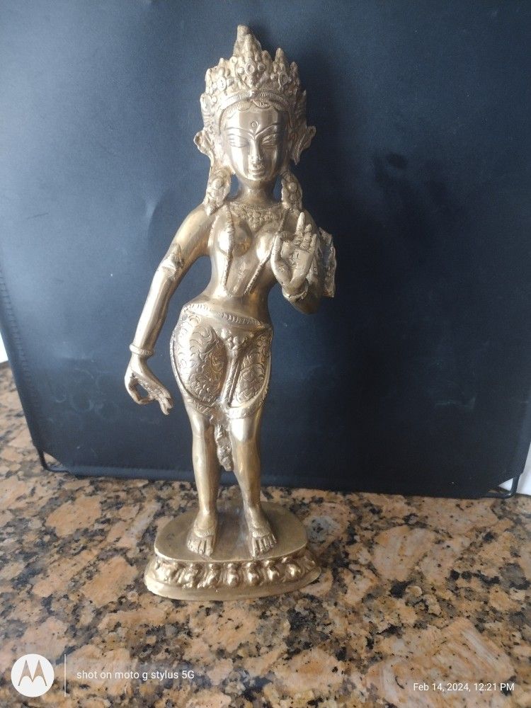 Parvati As The Hindu Goddess Shivakami