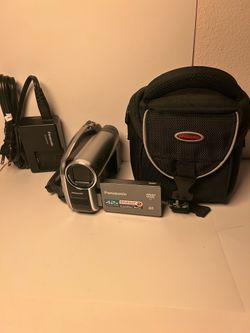 Panasonic VDR-D50 DVD Camcorder Bundle - Very Good Condition w/ Vanguard Bag