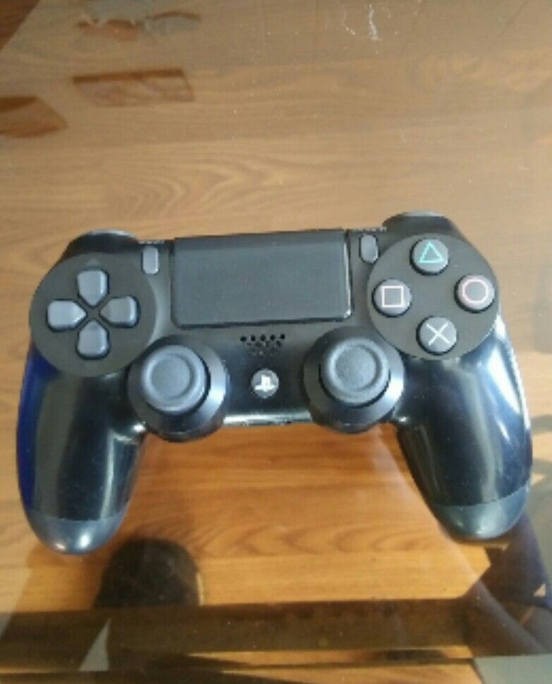 PS4 Console