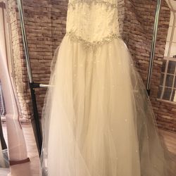 Natianna Wedding Dress