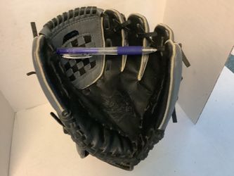 Adidas camo style baseball glove like new 10” size with Velcro wrist strap for correct fit, comes with 2 baseballs Plainfield, Illinois
