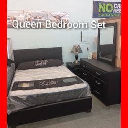 💥 Queen Bedroom Set 