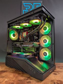 RTX 5070 // Ryzen 7800x3D // 32GB DDR5 // 1TB NVMe // WiFi