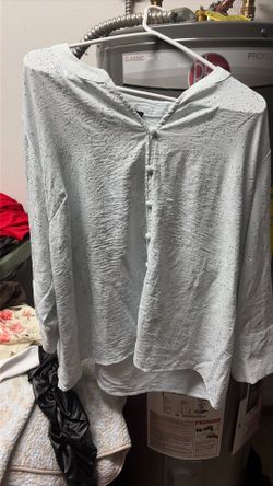 White button up long sleeve dress up shirt