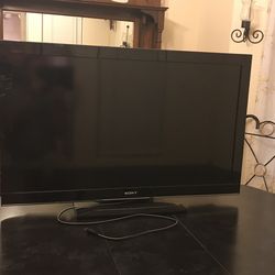 45’ Sony Bravia TV