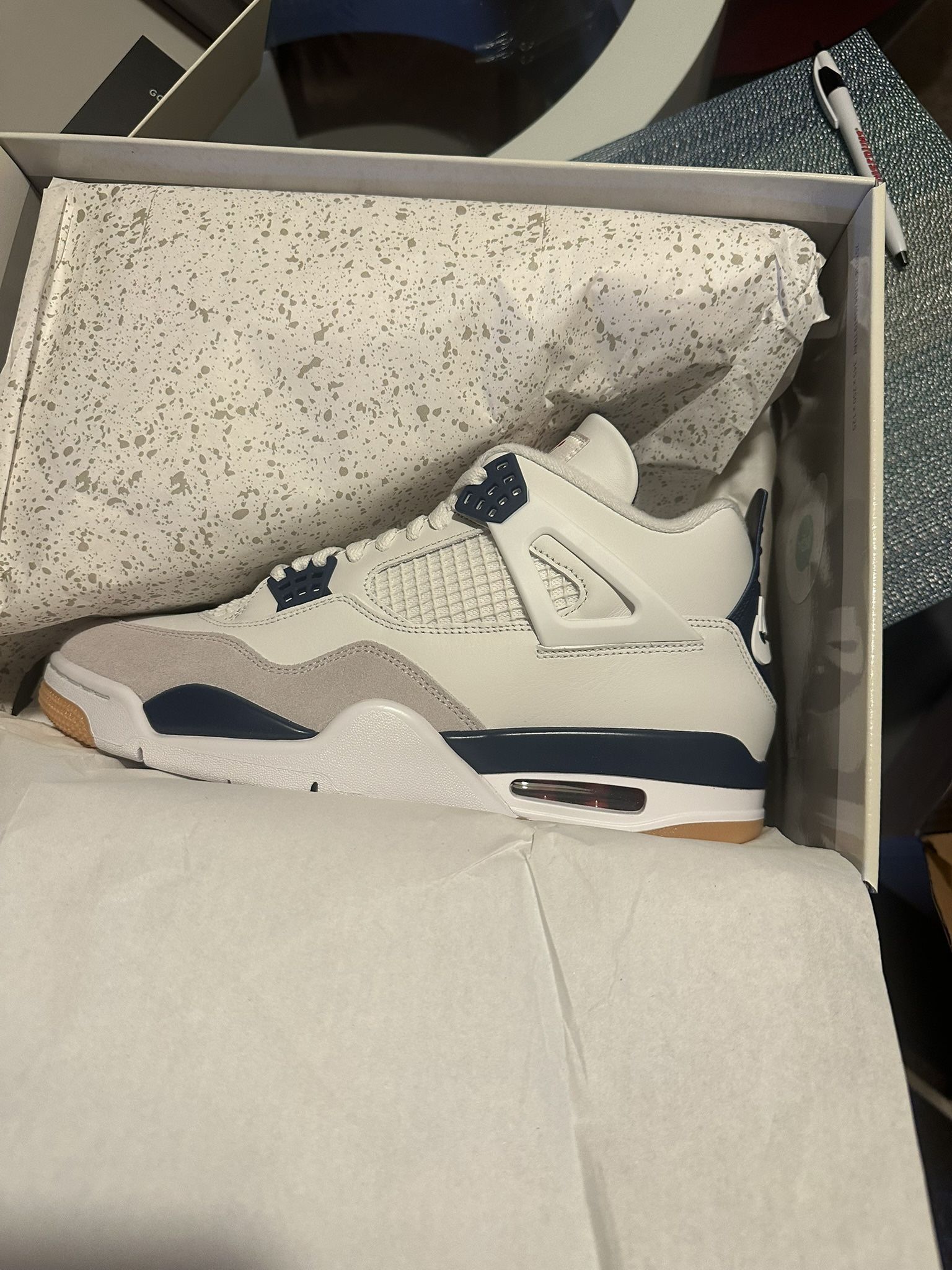 Brand New Jordan 4 Sb