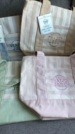Trader Joe summer set tote bags