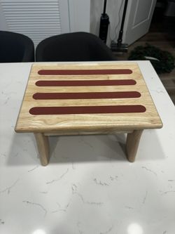 My Brest Friend Nursery Stool