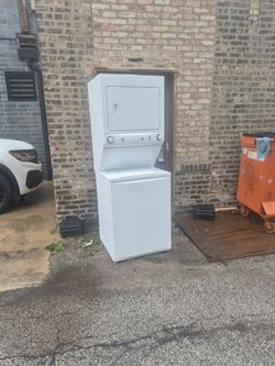 Frigidaire Stacked Washer Dryer Unit