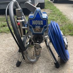 GRACO 390 Paint Sprayer 