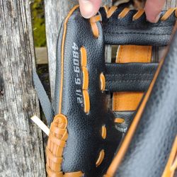Kids Baseball Gloves