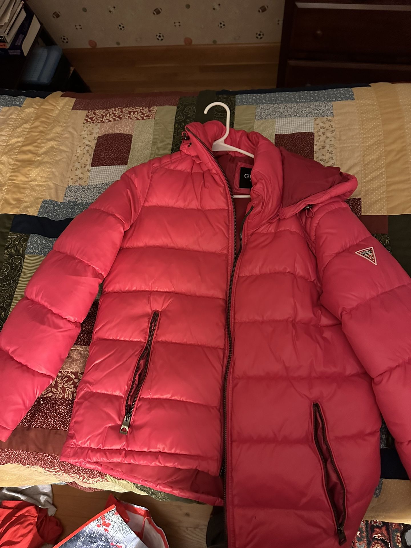 Neon Hot Pink Guess Puffer Ski Jacket Men’s Size Small