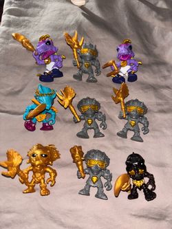 Treasure X Dino Gold Spinobling Hunters Moose Toys Figures Lot Of 9 With Weapons