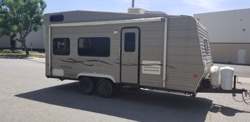 21 Ft Titan By Carson Toy Hauler For