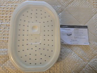 New Progrssive Miracle Ware microwave steamer only $10!