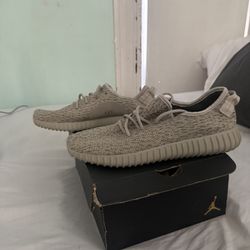 2015 Yeezy Boost 350 'Moonrock Size 13