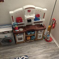 Play Kitchen With Food And Accessories 