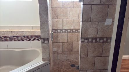 Glass shower door