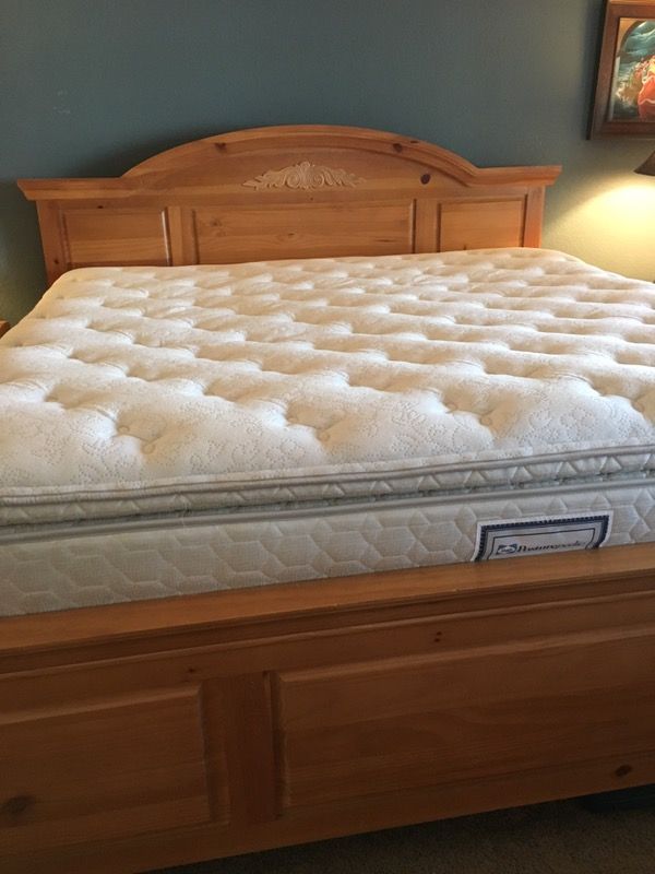 King size bed includes mattress