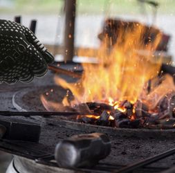BBQ Grill Gloves Thumbnail
