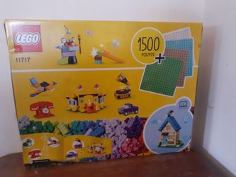 Lego Classic 1500 Piece 11717 for Sale in Fontana, CA - OfferUp