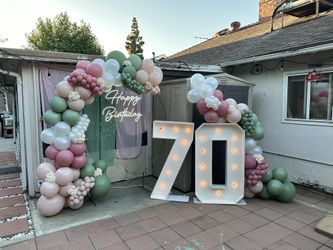 Balloon Decor