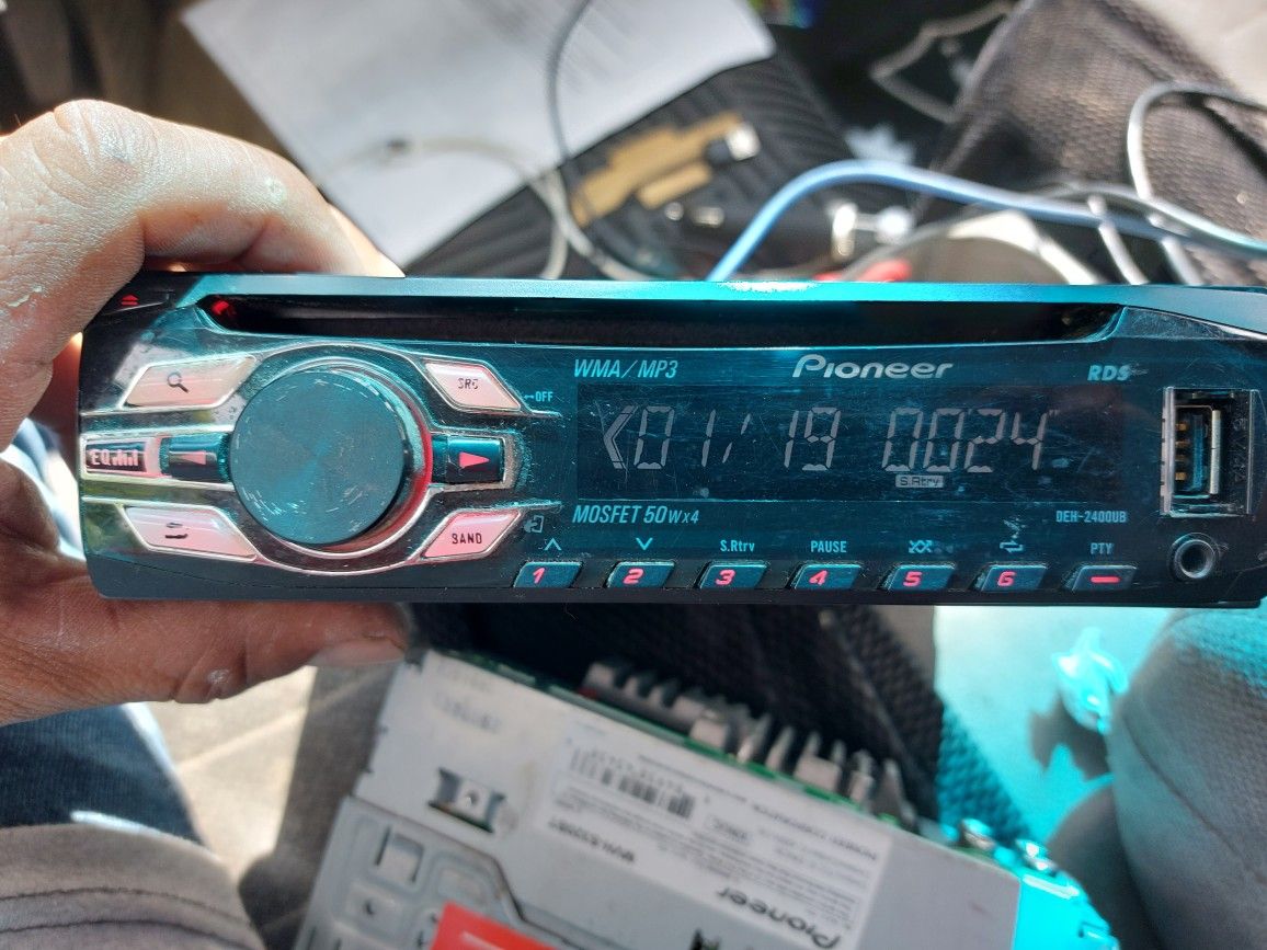 STEREO PIONEER CD AUX USB GOOD CONDICIÓN ABLO ESPAÑOL 