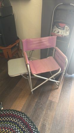 Aluminum fold out chair with shelf