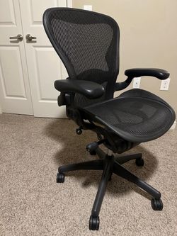 Herman Miller Aeron B adjustable in perfect Condition