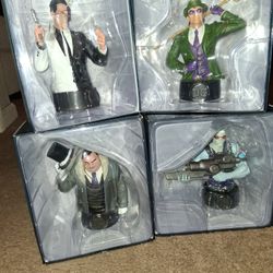 BATMAN UNIVERSE COLLECTOR'S BUST ,, ALL 4 FOR  $100.00