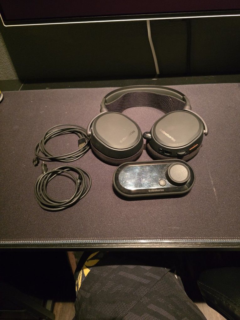Steelseries Arctis Pro + Game DAC