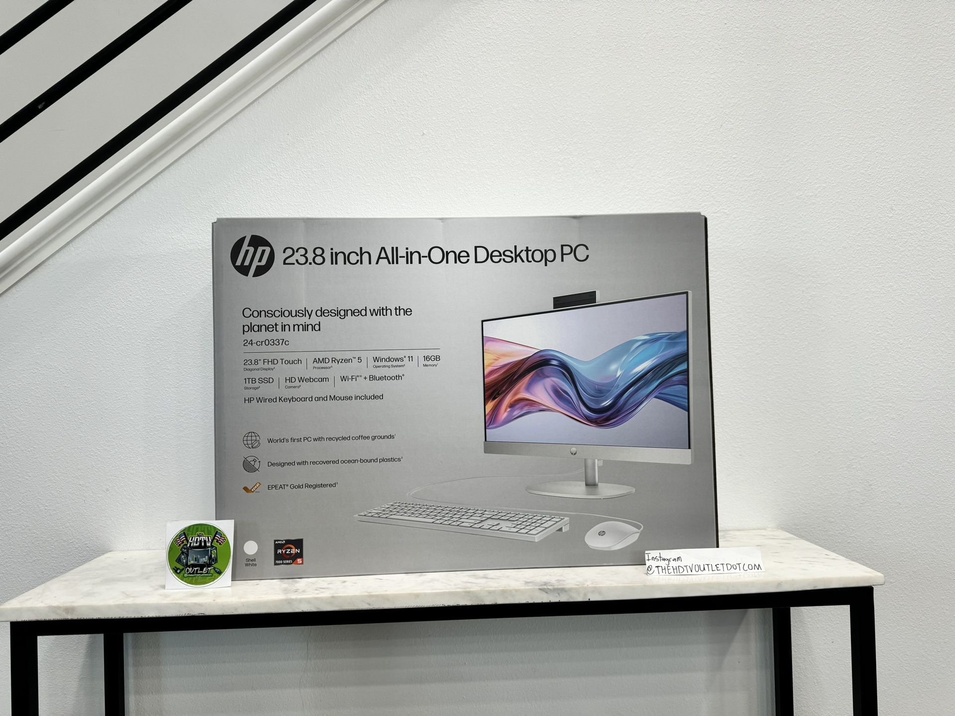 23.8” HP Touchscreen All In One Desktop Ryzen 5 7520U 1080p Windows 11 16gb 1Tb