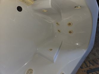 New Jacuzzi Tub