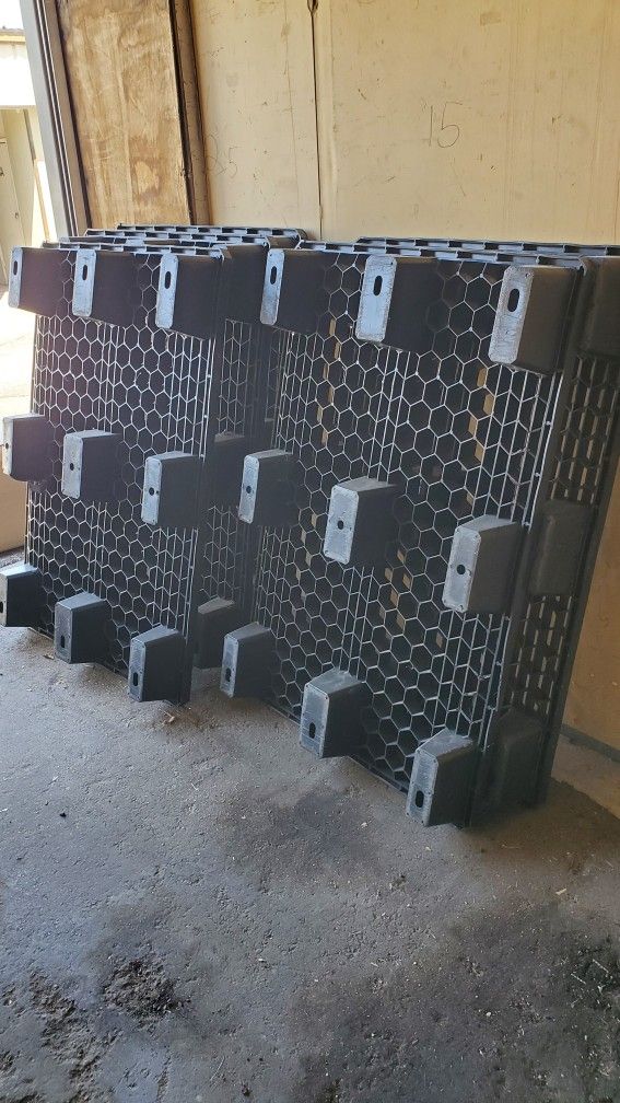 Plastic Pallets For Sale for Sale in Las Vegas, NV OfferUp