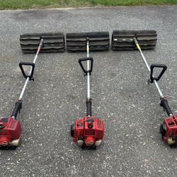 Shindaiwa PB270 power broom / sweeper in working condition. 