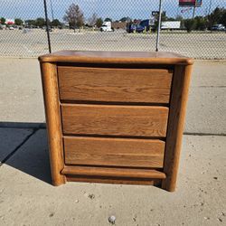 Webb Furniture 3 Drawer Nighstand