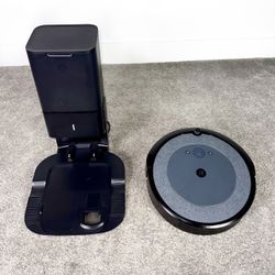 iRobot Roomba i3 Wi-Fi Vacuum Cleaner w/ Self Emptying Base