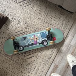 BRAND NEW SKATEBOARD 