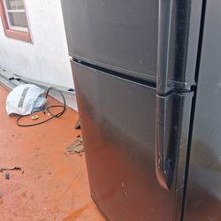 Fridge refrigerator