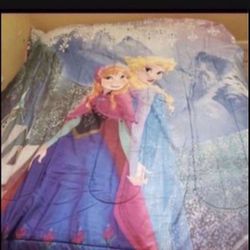 Colcha Reversible De Frozen Tamaño Full/queen En Muy Buenas Condiciones  $25