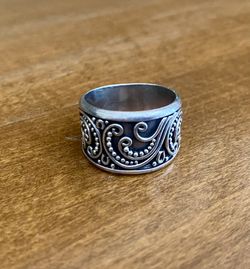 Suarti Balinese Intricate Handmade Sterling Silver Band Ring Size 8